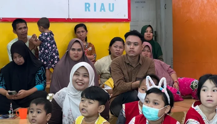 Ramadan Penuh Empati, ARYADUTA Pekanbaru Berbagi dan Hibur Anak Penderita Kanker