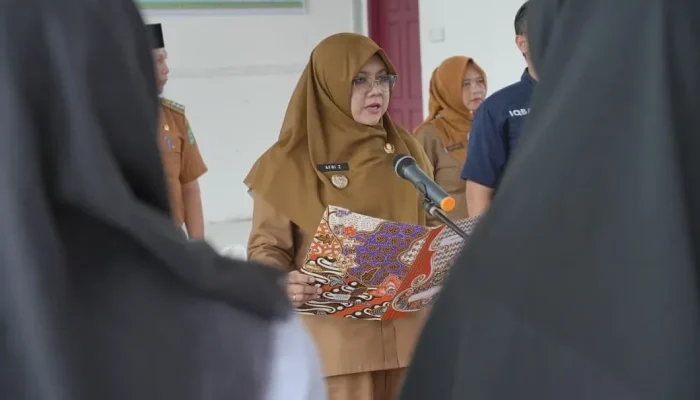 Bupati Siak Lantik PAW Bapekam, Soroti Isu Pengawasan Anggaran dan Aset Kampung