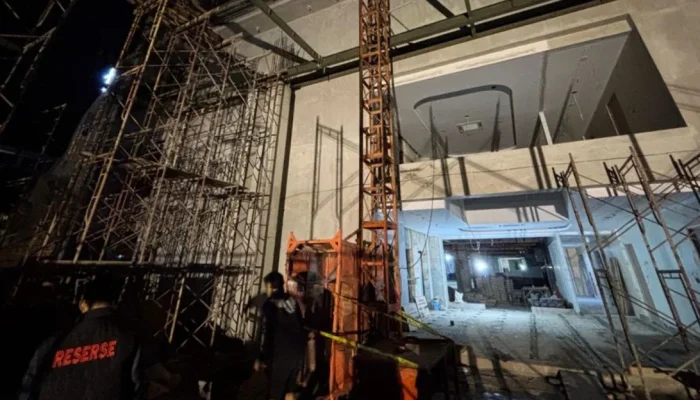 Pemprov Riau Selidiki Jatuhnya Lift Proyek RS Santa Maria, Tiga Pekerja Luka Berat