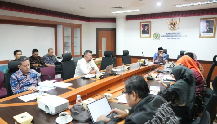Ranperda Penanaman Modal Riau Dikebut, DPRD Siapkan Aturan Tarik Investor