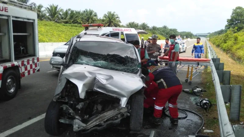 Kecelakaan Tol Pekanbaru–Dumai Tewaskan Pengemudi