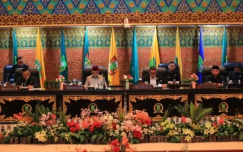 Pemprov dan DPRD Riau Tetapkan Rekomendasi LKPJ 2025