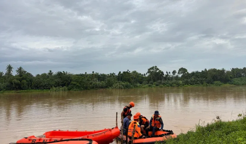 Pemuda Tenggelam di Sungai Kuantan Ditemukan Meninggal Sejauh 1 Kilometer
