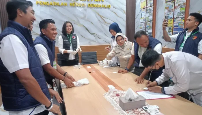 Polres Bengkalis Perkuat Integritas Aparat Lewat Tes Urine di Pengadilan Negeri