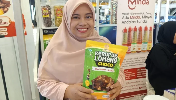 Di Antara Aroma Lomang dan Bunyi QRIS, Warisan Tiga Generasi Kampar Tetap Hidup