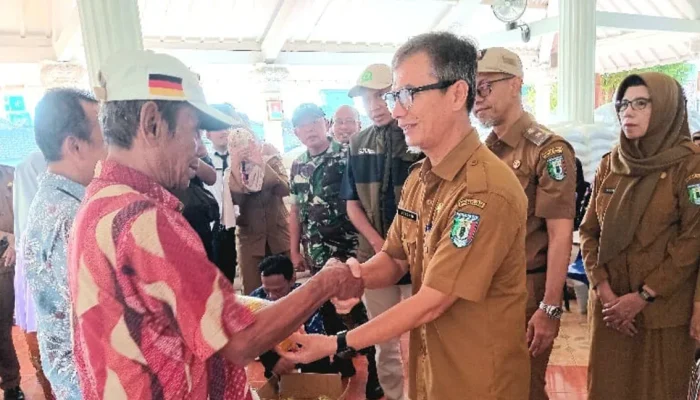 Di Balai Pekon Wonodadi, Harapan Warga Menguat Lewat Bantuan Pangan Pemkab Pringsewu