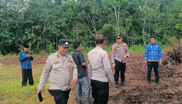 Jagung Harapan dari Kelebuk; Polsek Bengkalis dan Pemdes Matangkan Lahan Ketahanan Pangan