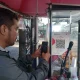 Di Bawah Lampu Simpang Rajawali, QRIS Mengubah Cara Orang Membeli Gorengan