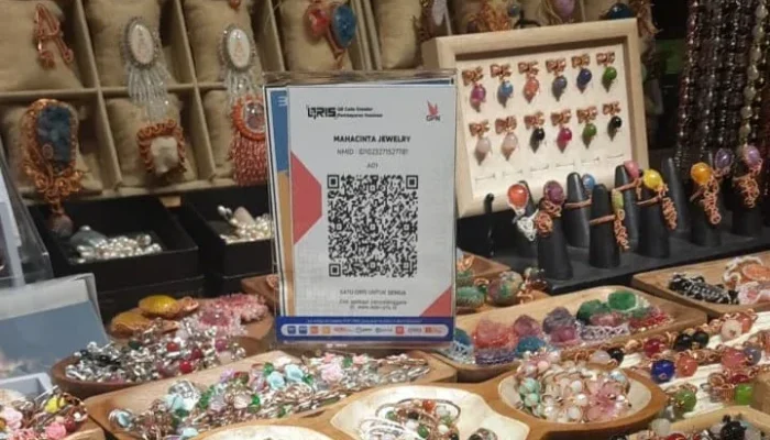Mahacinta Jewelry, Ketekunan Ade Mengubah Hobi Menjadi UMKM Inspiratif