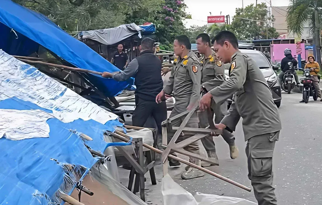 Penertiban PKL HR Soebrantas Pekanbaru Segera Dilanjutkan