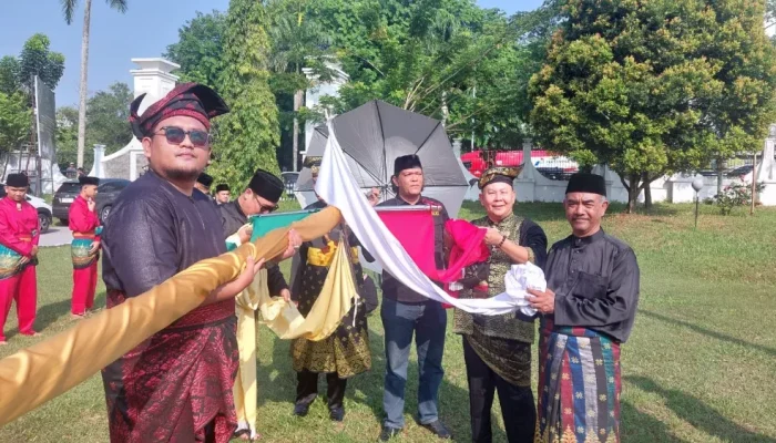 Hari Jadi ke-56 LAMR, Tegak Tiang Tonggol Adat Tegaskan Marwah Melayu Riau