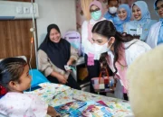 Kunjungi RSUD Arifin Achmad, Selvi Gibran Dorong Sosialisasi Imunisasi Anak Diperkuat