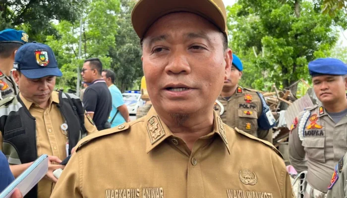 Banjir Kembali Rendam Sejumlah Wilayah, Pemko Pekanbaru Siagakan Alat Berat