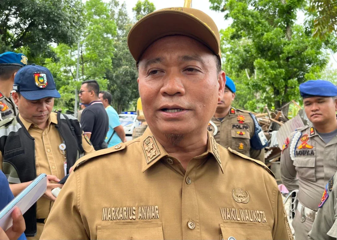 Banjir Kembali Rendam Sejumlah Wilayah, Pemko Pekanbaru Siagakan Alat Berat