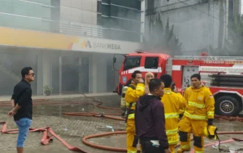Gedung Bank Mega Duri Terbakar, Polisi Selidiki Penyebab Kebakaran