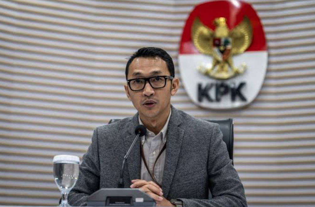 OTT KPK di Kuansing, Bupati dan Sekda Diminta Menyerahkan Diri