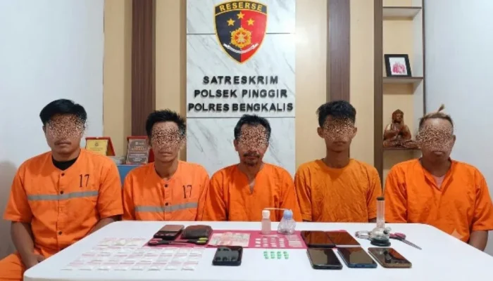 Polsek Pinggir Bongkar Jaringan Narkoba, Lima Tersangka Dibekuk Tiga DPO Diburu