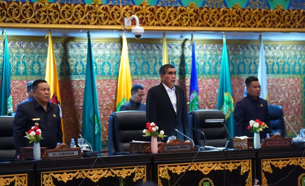 Fraksi DPRD Soroti Ranperda APBD Riau 2025