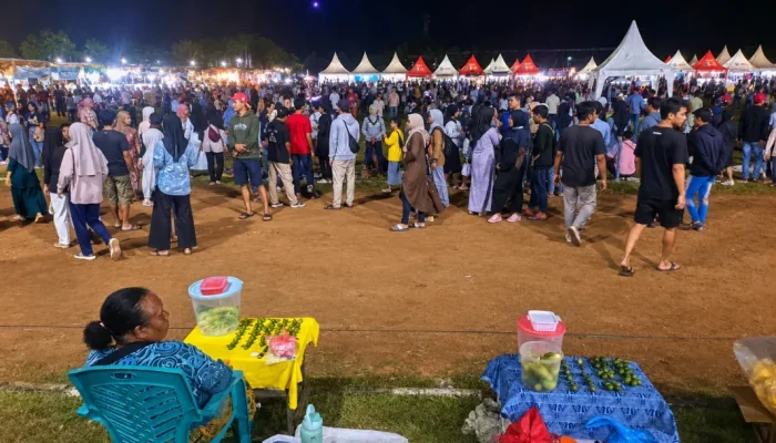 Festival Biak Munara Wampasi 2026 Diserbu Ribuan Pengunjung, UMKM Kuliner dan Kerajinan Panen Pembeli