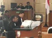 JPU Mulai Bacakan Tuntutan Abdul Wahid