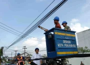 Provider Internet Diminta Tertibkan Kabel FO di Pekanbaru