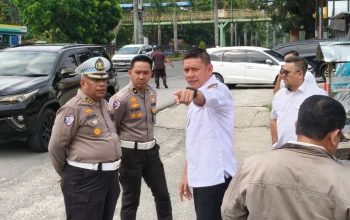 Banjir di Jalan Sudirman Pekanbaru Mulai Ditangani