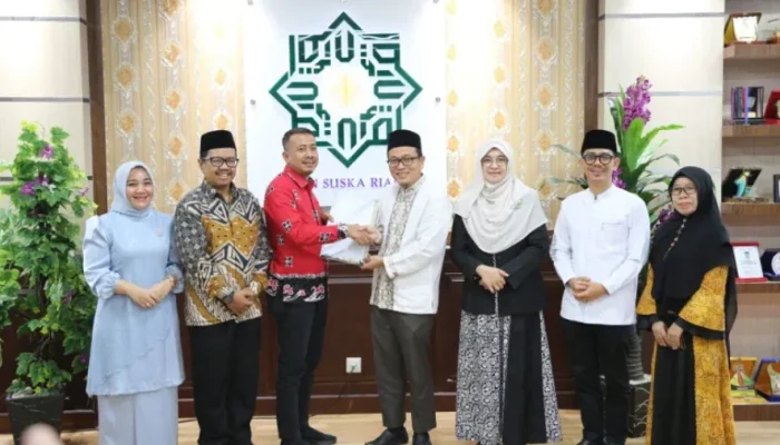 Bawaslu Riau Gandeng UIN Suska Perkuat Literasi Demokrasi dan Penegakan Hukum Pemilu