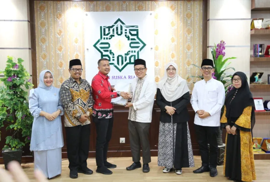 Bawaslu Riau dan UIN Suska Perkuat Literasi Demokrasi