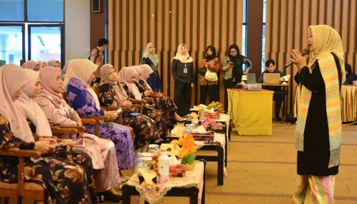 DWP Riau Perdalam Etika Berpakaian Melayu, Perkuat Pelestarian Budaya Daerah