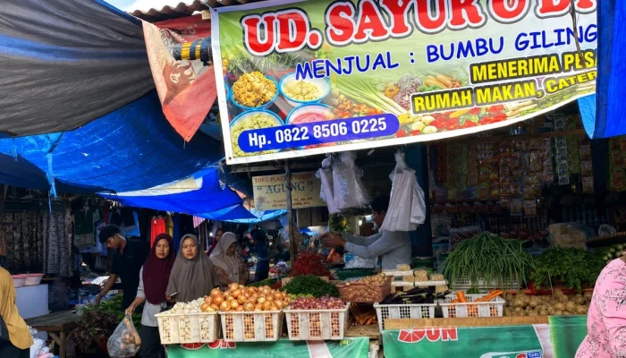 Harga Bahan Pokok di Pasar Selasa Pekanbaru Stabil, Cabai Rawit Masih Tertinggi