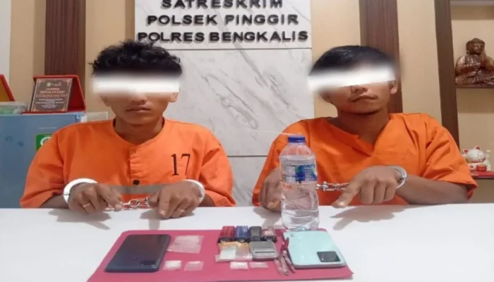 Polsek Pinggir Putus Mata Rantai Peredaran Sabu di Mandau, Dua Tersangka Diamankan