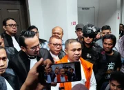 Jelang Pleidoi Abdul Wahid, Publik Antusias Ikuti Sidang