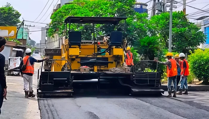 Perbaikan Jalan Pekanbaru Berlanjut, Jalan Beringin Dibangun Baru dan Khadijah Ali Mulus