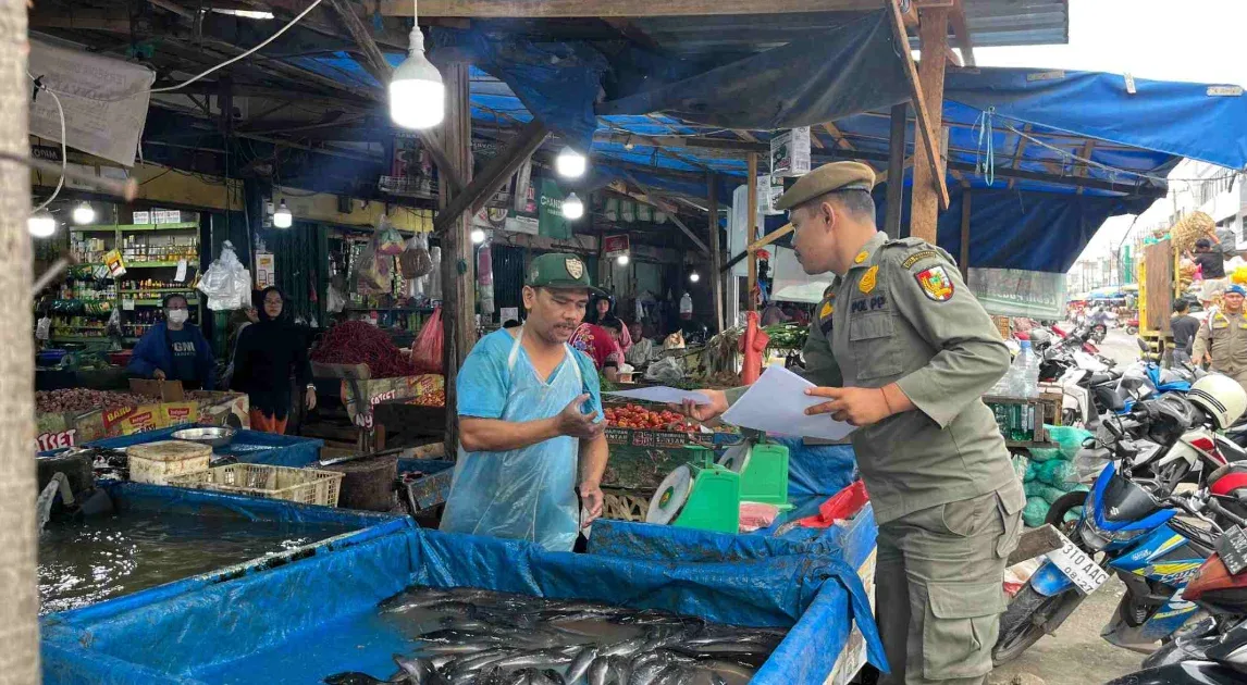 PKL Jalan Teratai Diminta Pindah ke Pasar Teratai Higienis