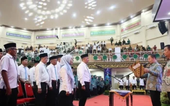 323 Ketua RT dan RW Pekanbaru Dikukuhkan