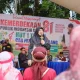 Terjang Gambut Cagar Biosfer Tasik Betung, Bupati Siak Afni Zulkifli Turun Padamkan Karhutla