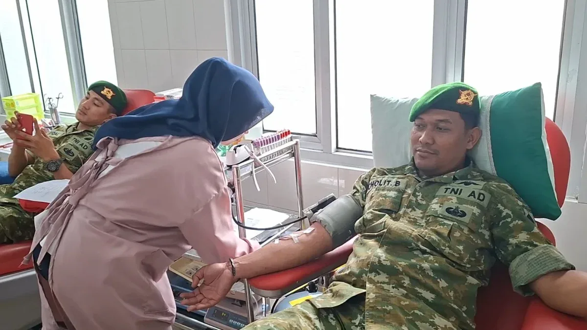 Donor Darah Yonif TP 444 Meriahkan HUT ke-81 RI
