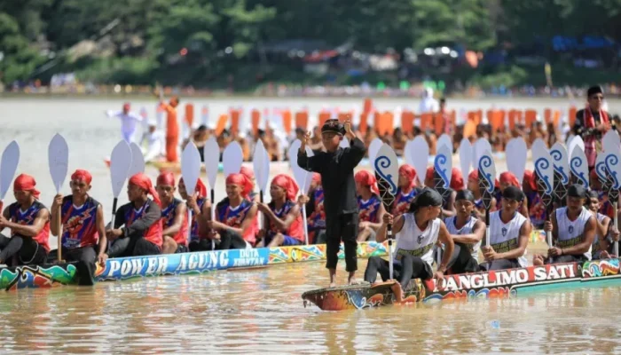 Festival Pacu Jalur 2026 Tunggu Kepastian Pejabat Pusat, Plt Gubernur Riau Disiapkan Buka Acara