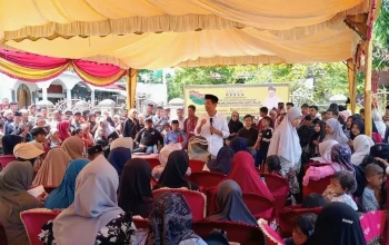 Reses Titik ke-12, H. Indra Gunawan Eet Dengarkan Aspirasi Senggoro