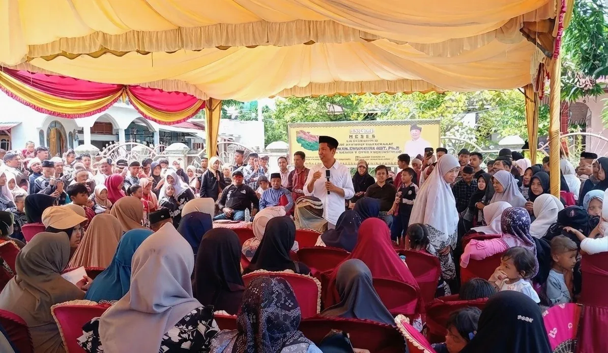 Reses Titik ke-12, H. Indra Gunawan Eet Dengarkan Aspirasi Senggoro