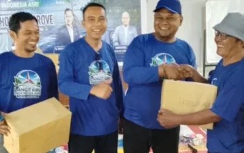 Demokrat Siak Gelar Lomba dan Tanam Mangrove di Sungai Apit