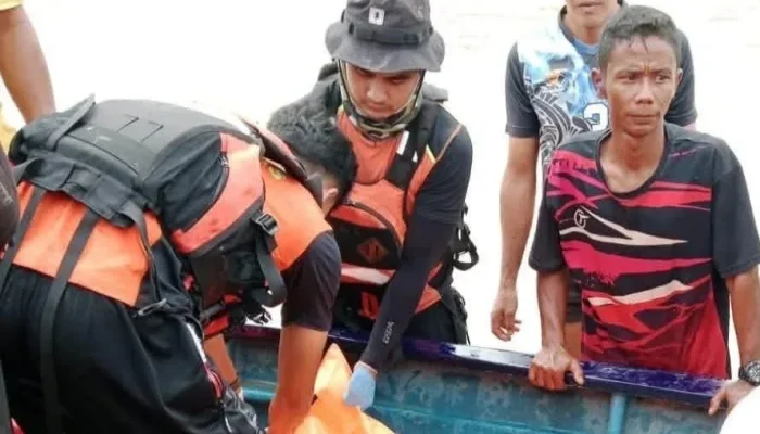 Cari Dua Hari, Tim SAR Dapati Kakak Adik Tenggelam di Sungai Batang Kuantan Meninggal Dunia