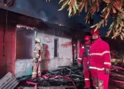 Kebakaran Rumah di Pekanbaru, 7 Mobil Damkar Dikerahkan