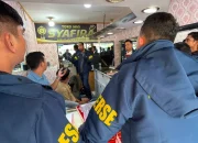 Polda Riau Sita Ratusan Gram Emas di Toko Syafira