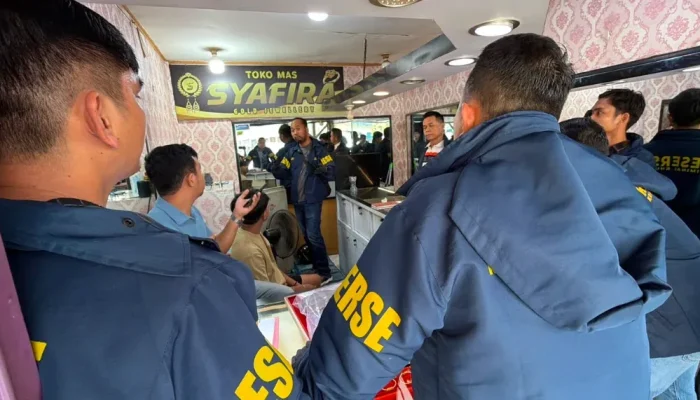 Ratusan Gram Emas Diduga Hasil PETI Disita Polda Riau dari Toko Emas Syafira