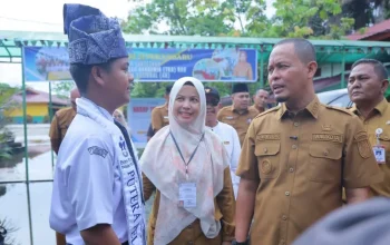 Seragam Sekolah Gratis Pekanbaru Mulai Disalurkan Oktober