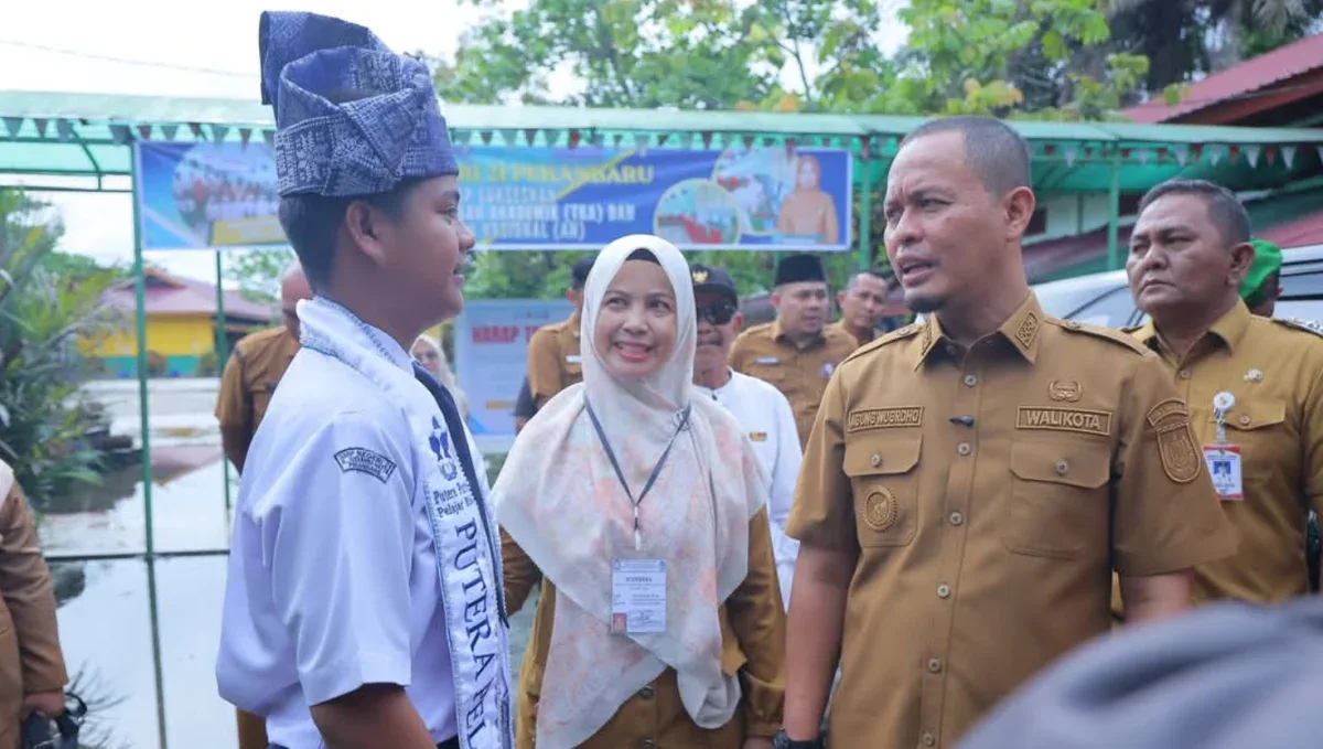 Seragam Sekolah Gratis Pekanbaru Mulai Disalurkan Oktober