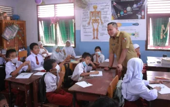 Wali Kota Pekanbaru Pantau Hari Pertama Sekolah Tatap Muka