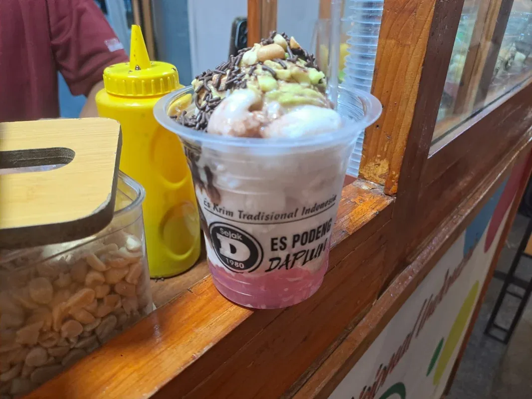 Es Podeng Daplun di Pekanbaru, Nangka dan Original Paling Diminati