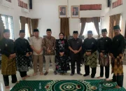 Gelar Adat Kehormatan DPRD Rohul dan Tanggung Jawab